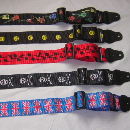 GUITAR STRAP MUSIC NOTES ON RED