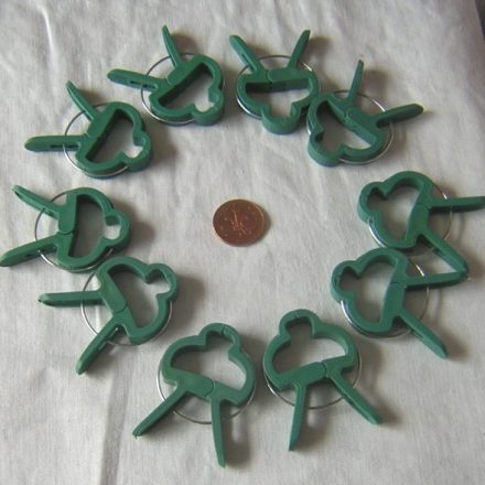 10 GARDEN SUPPORT PLANT RINGS MINI CLAMPS CLIPS PLASTIC