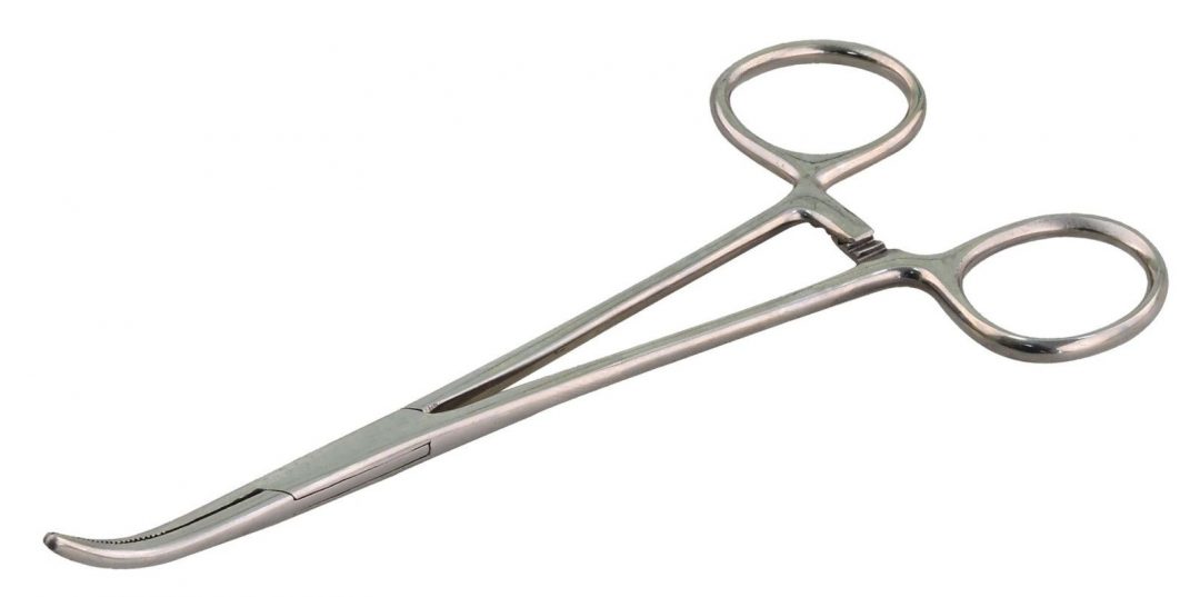 5″ stainless steel curved forceps. | FUM Tools