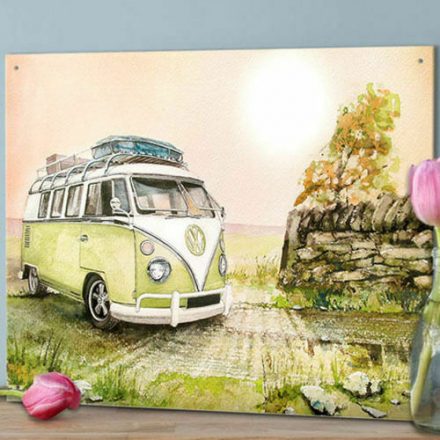 VW VOLKSWAGEN CAMPERVAN IN GREEN FIELDS METAL SIGN